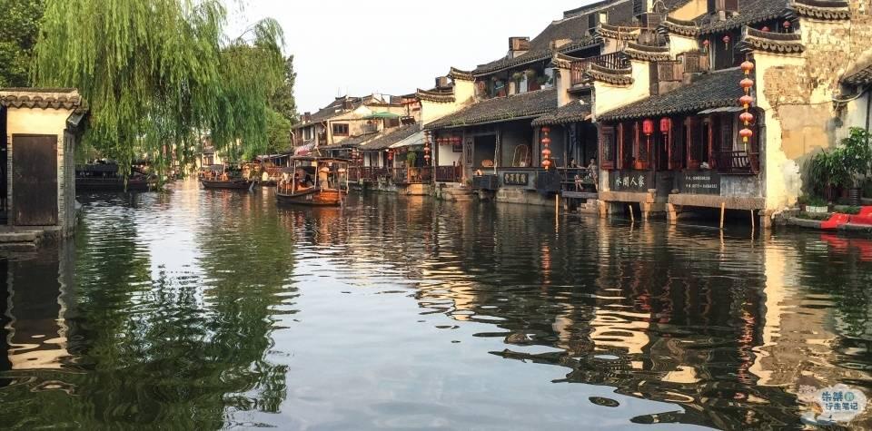 如果一个女生喜欢你,都会有哪些表现?-专业有问必答平台